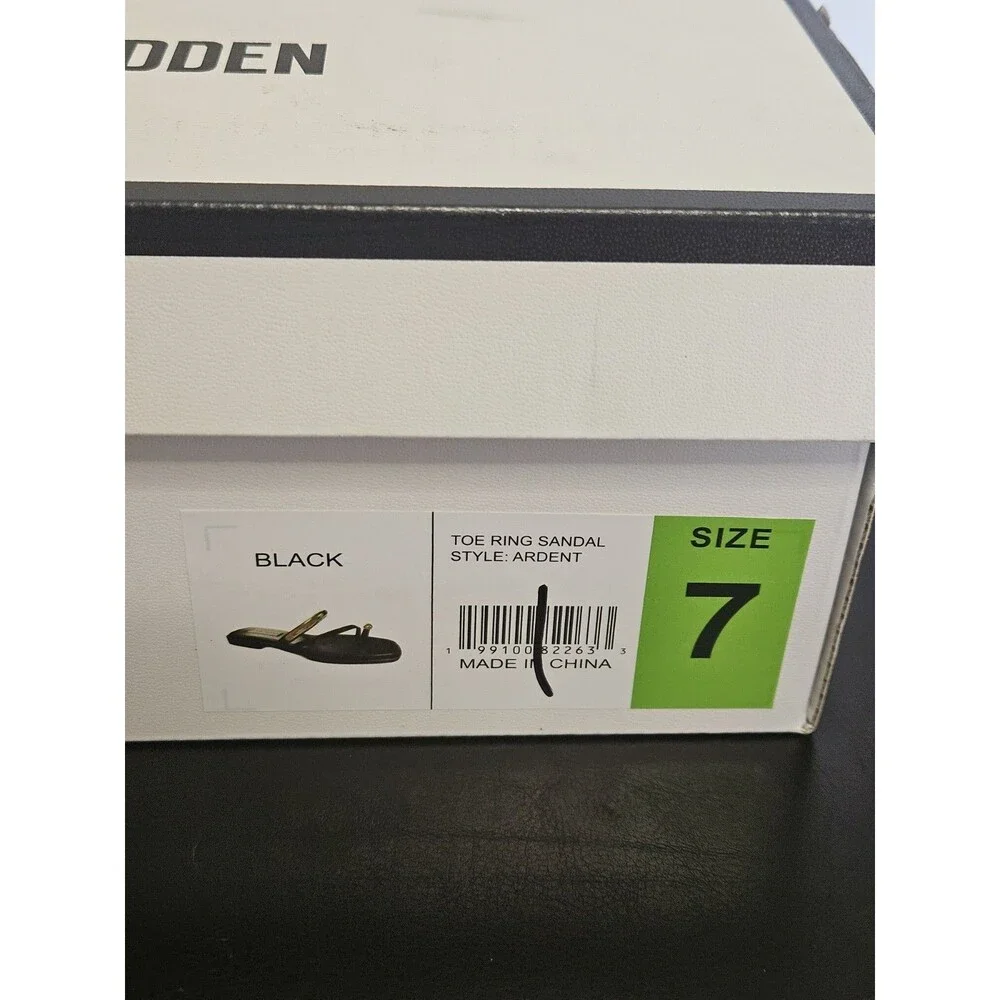 Sz 7 - Steve Madden Toe Ring Sandal Ardent Black